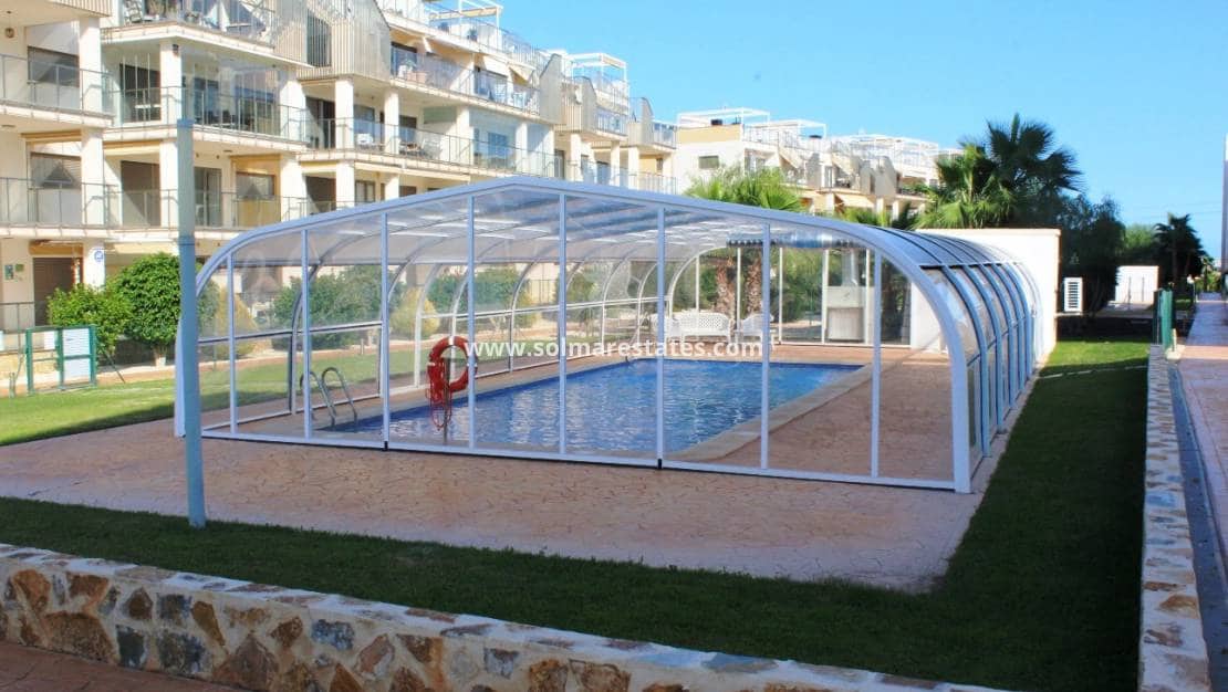 2 soveværelse Lejlighed til salg i Villamartin med swimmingpool - € 315.000 (Ref: 9818740)