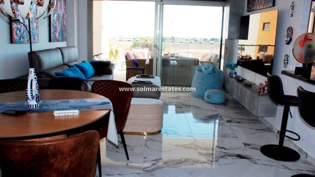 2 soveværelse Lejlighed til salg i Villamartin, Orihuela med swimmingpool - € 315.000 (Ref: 9818740)