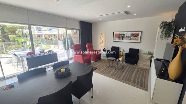 3 Zimmer Apartment zu verkaufen in Villamartin, Orihuela mit Pool - 299.900 € (Ref: 9818741)