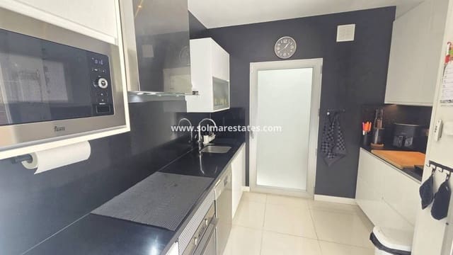 3 Zimmer Apartment zu verkaufen in Villamartin, Orihuela mit Pool - 299.900 € (Ref: 9818741)