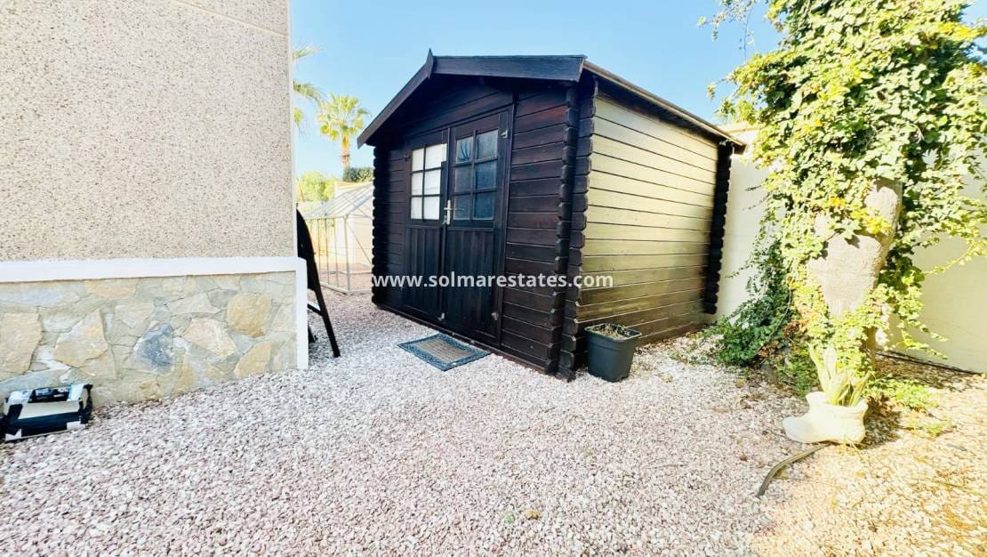 3 Zimmer Villa zu verkaufen in Ciudad Quesada mit Pool - 325.000 € (Ref: 9819324)