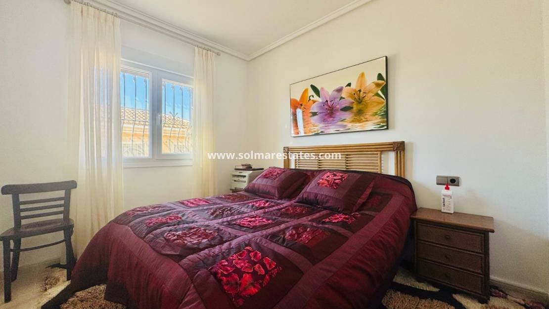 3 Zimmer Villa zu verkaufen in Ciudad Quesada mit Pool - 325.000 € (Ref: 9819324)
