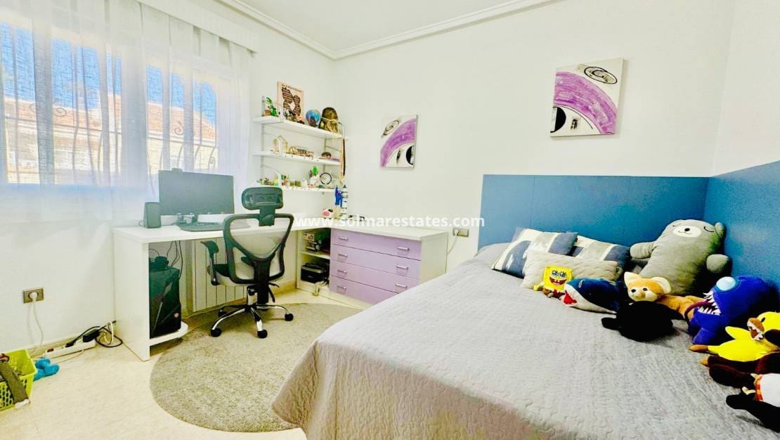 3 Zimmer Villa zu verkaufen in Ciudad Quesada mit Pool - 325.000 € (Ref: 9819324)