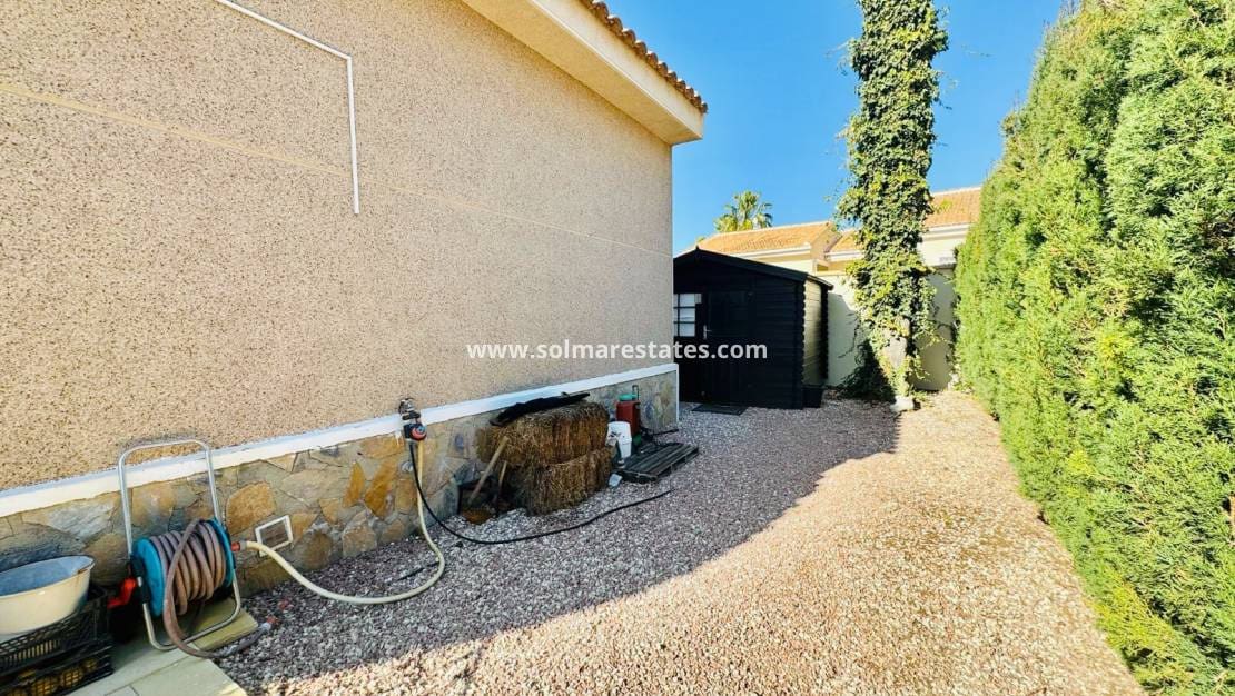 3 Zimmer Villa zu verkaufen in Ciudad Quesada mit Pool - 325.000 € (Ref: 9819324)