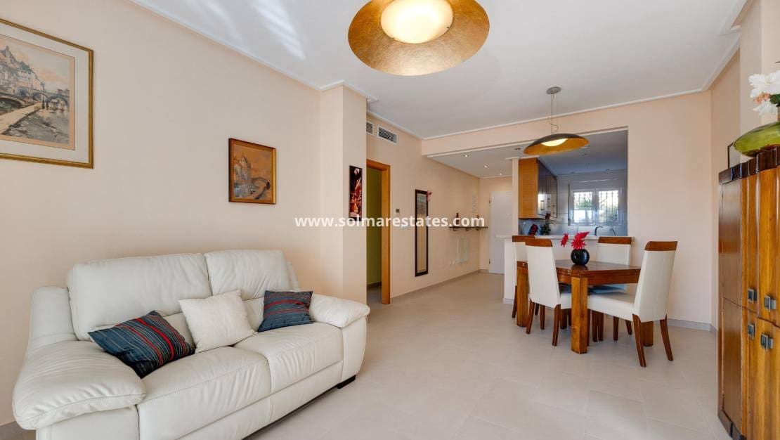 2 camera da letto Bungalow in vendita in Villamartin con piscina - 199.000 € (Rif: 9821577)