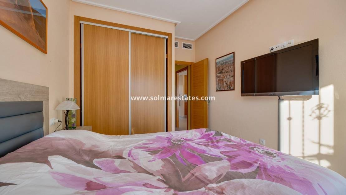 2 camera da letto Bungalow in vendita in Villamartin con piscina - 199.000 € (Rif: 9821577)