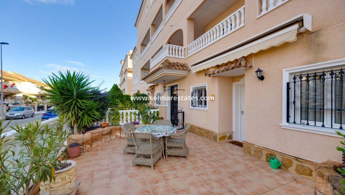 2 camera da letto Bungalow in vendita in Villamartin con piscina - 199.000 € (Rif: 9821577)
