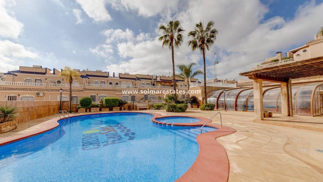 2 camera da letto Bungalow in vendita in Villamartin con piscina - 199.000 € (Rif: 9821577)