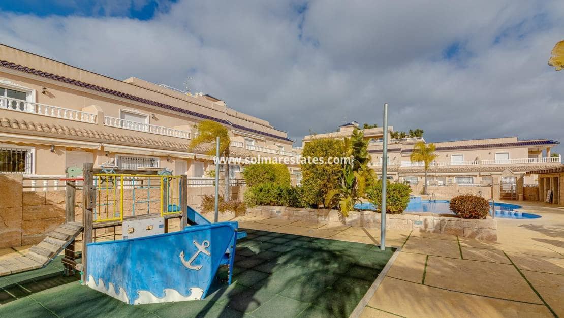 2 camera da letto Bungalow in vendita in Villamartin con piscina - 199.000 € (Rif: 9821577)