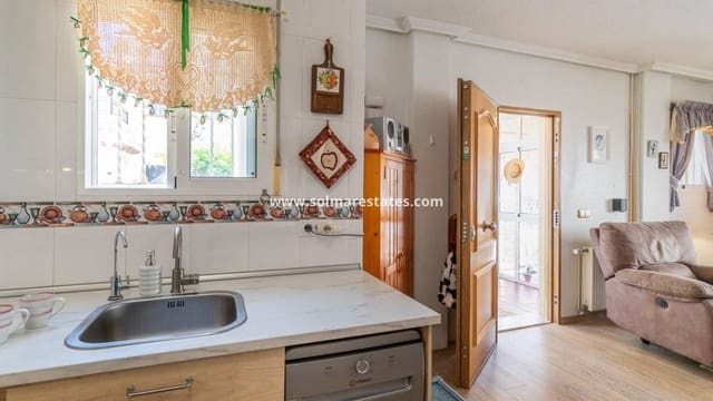 2 soveværelse Byhus til salg i Playa Flamenca, Orihuela med swimmingpool - € 215.000 (Ref: 9827504)