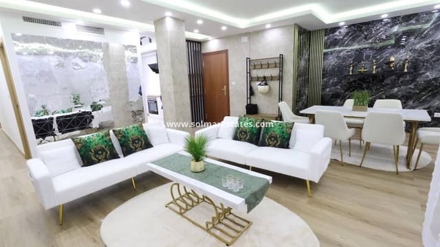 2 chambre Appartement à vendre à El Chaparral, Torrevieja - 285 000 € (Ref: 9827651)