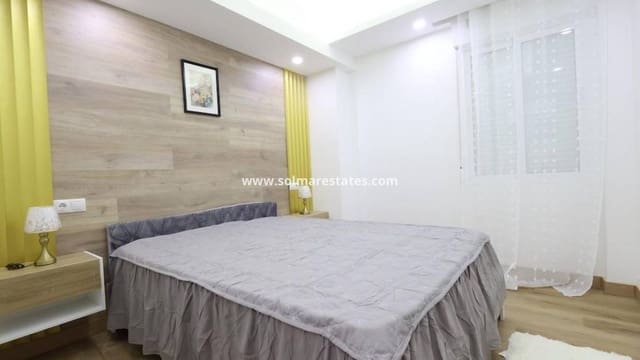 2 chambre Appartement à vendre à El Chaparral, Torrevieja - 285 000 € (Ref: 9827651)