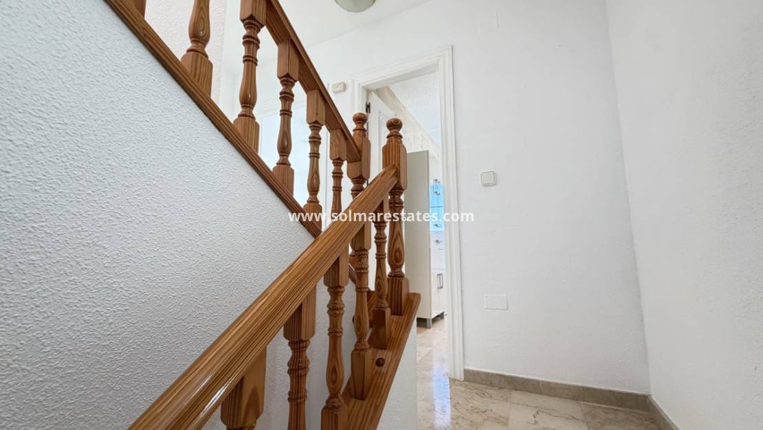 2 camera da letto Casa in vendita in Villamartin con piscina - 234.000 € (Rif: 9829571)