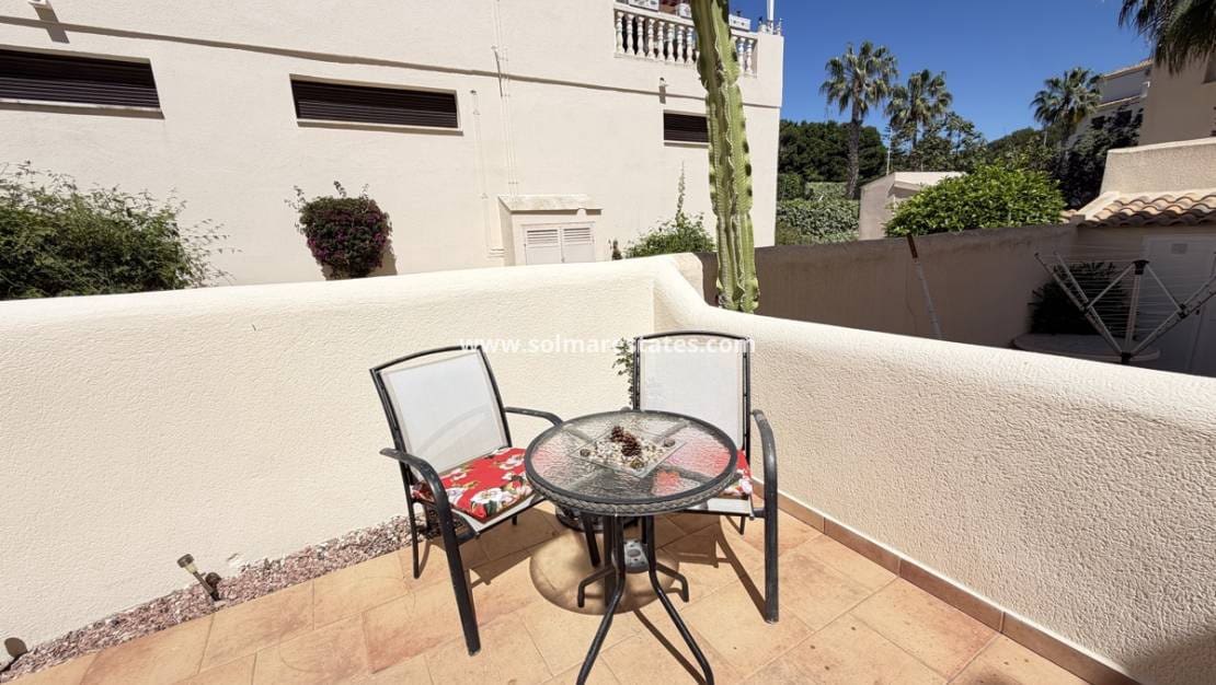 2 camera da letto Casa in vendita in Villamartin con piscina - 234.000 € (Rif: 9829571)