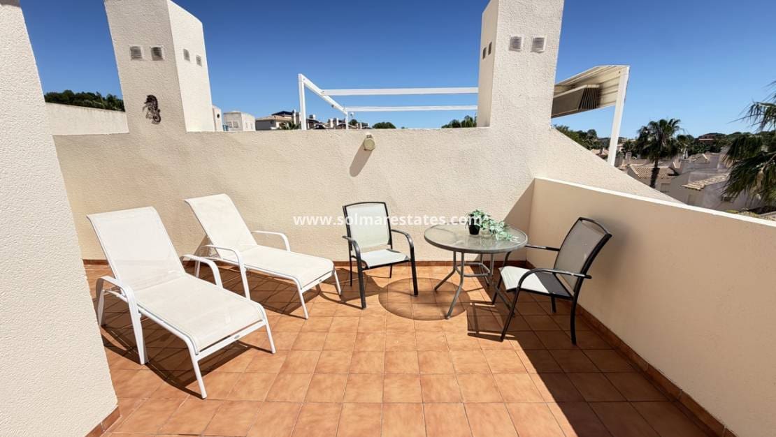 2 camera da letto Casa in vendita in Villamartin con piscina - 234.000 € (Rif: 9829571)