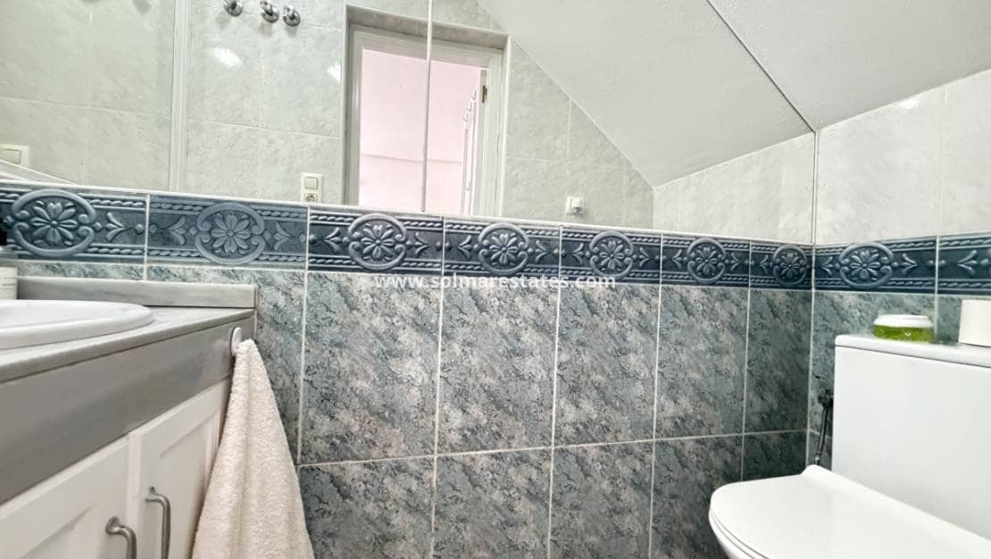 2 soveværelse Byhus til salg i Villamartin med swimmingpool - € 179.995 (Ref: 9829572)