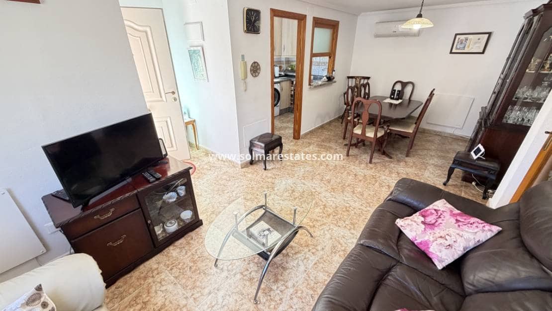 3 soverom Hus til salgs i Torre de la Horadada med svømmebasseng - € 210 000 (Ref: 9829573)