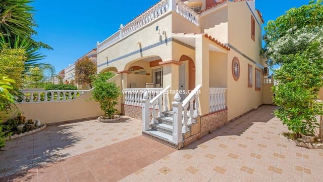 3 quarto Moradia Geminada para venda em La Zenia, Orihuela com piscina - 299 000 € (Ref: 9829754)