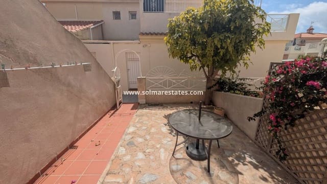 2 soveværelse Lejlighed til salg i Playa Flamenca, Orihuela med swimmingpool - € 155.000 (Ref: 9829755)