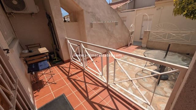 2 soveværelse Lejlighed til salg i Playa Flamenca, Orihuela med swimmingpool - € 155.000 (Ref: 9829755)