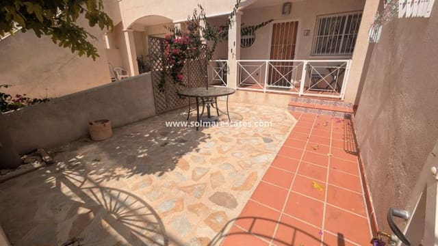 2 soveværelse Lejlighed til salg i Playa Flamenca, Orihuela med swimmingpool - € 155.000 (Ref: 9829755)