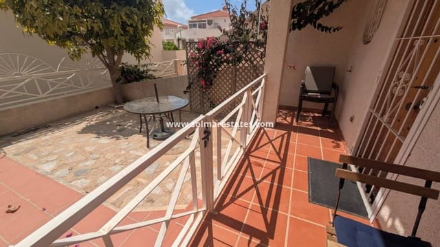 2 soveværelse Lejlighed til salg i Playa Flamenca, Orihuela med swimmingpool - € 155.000 (Ref: 9829755)