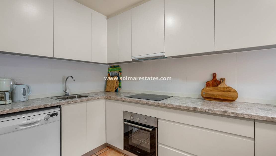 4 bedroom Villa for sale in La Florida with pool - € 359,000 (Ref: 9830009)