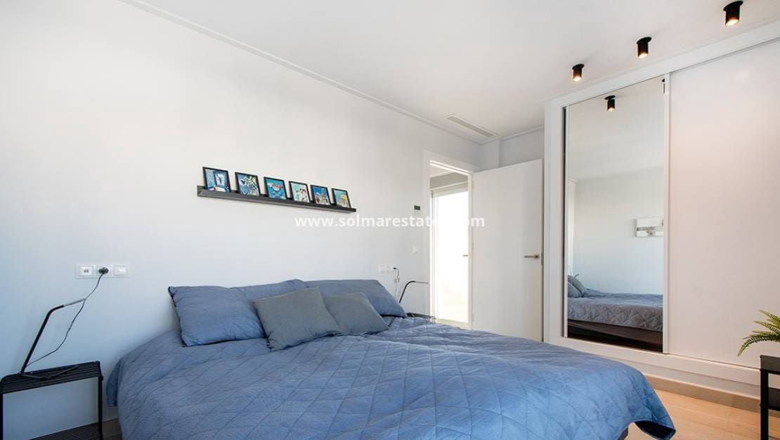 3 quarto Moradia Geminada para venda em Ciudad Quesada com piscina - 399 000 € (Ref: 9830010)