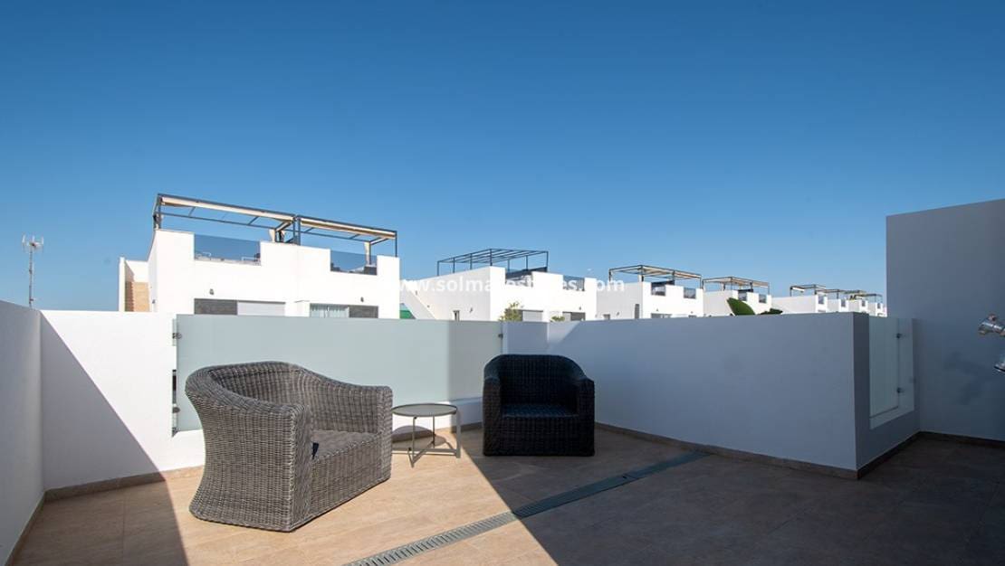 3 quarto Moradia Geminada para venda em Ciudad Quesada com piscina - 399 000 € (Ref: 9830010)