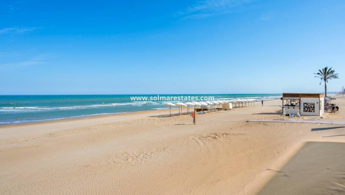 2 chambre Appartement à vendre à Guardamar del Segura - 298 000 € (Ref: 9832293)