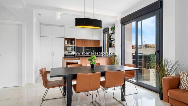 4 sovrum Villa till salu i Cabo Roig, Orihuela med pool - 599 000 € (Ref: 9832294)