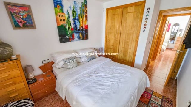 2 sovrum Lägenhet till salu i Los Montesinos med pool - 135 000 € (Ref: 9832297)