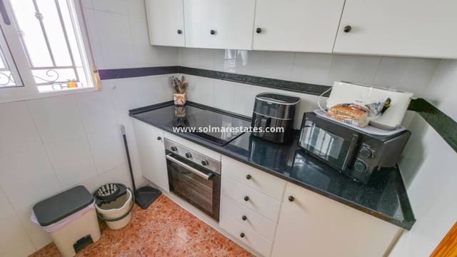 2 sovrum Lägenhet till salu i Los Montesinos med pool - 135 000 € (Ref: 9832297)
