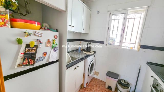2 sovrum Lägenhet till salu i Los Montesinos med pool - 135 000 € (Ref: 9832297)