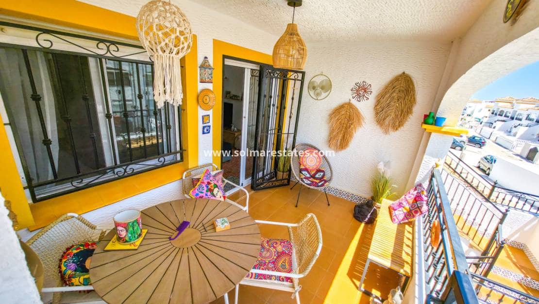 2 bedroom Apartment for sale in Los Montesinos with pool - € 135,000 (Ref: 9832297)