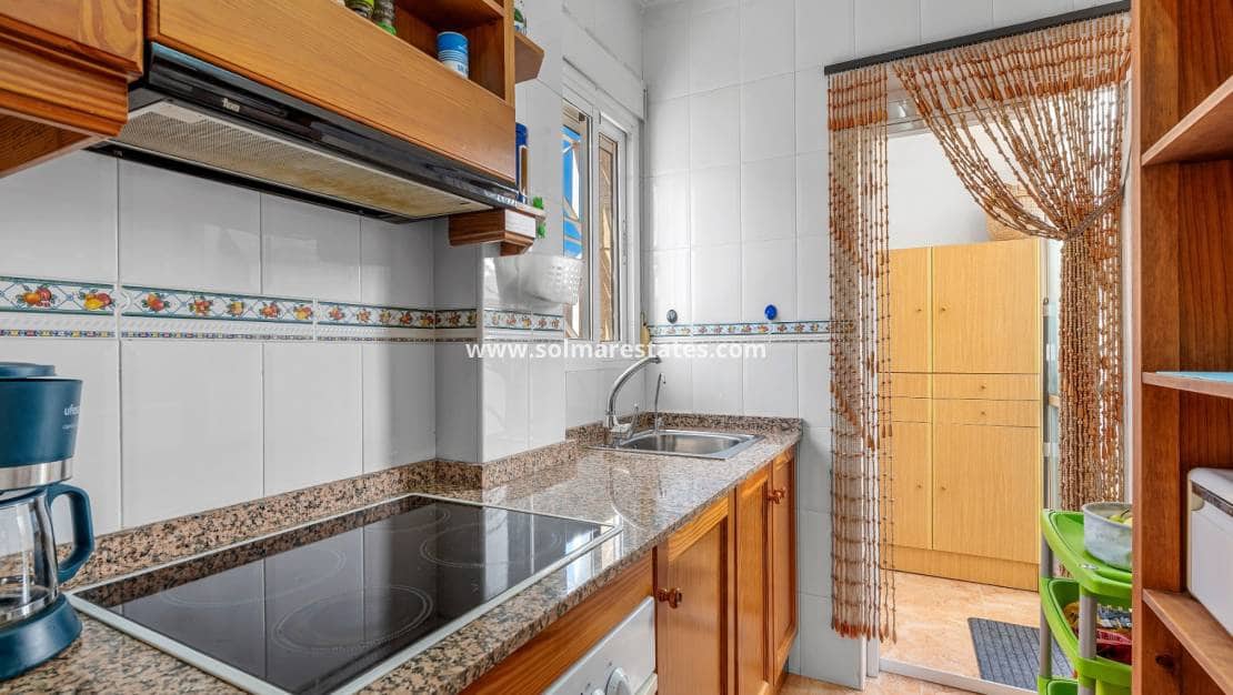 2 chambre Appartement à vendre à Torrevieja avec piscine - 149 000 € (Ref: 9832298)