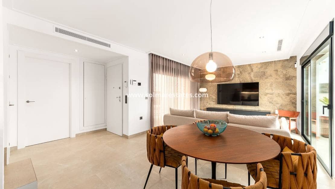 3 makuuhuone Huvila myytävänä paikassa Ciudad Quesada mukana uima-altaan - 499 000 € (Ref: 9832299)
