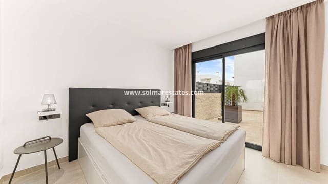 3 makuuhuone Huvila myytävänä paikassa Ciudad Quesada, Rojales mukana uima-altaan - 499 000 € (Ref: 9832299)