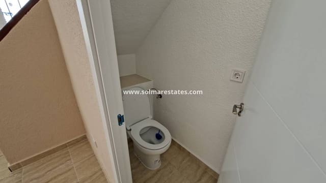 Casa de 1 habitación en La Marina, Elche / Elx en venta - 129.000 € (Ref: 9834236)