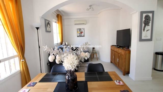 2 makuuhuone Rivitalo myytävänä paikassa Cabo Roig, Orihuela mukana uima-altaan - 235 000 € (Ref: 9834237)