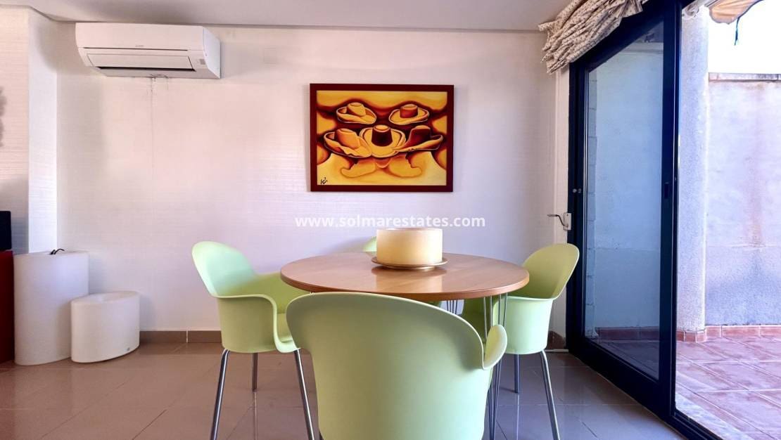 3 quarto Casa em Banda para venda em Cabo Roig com piscina - 319 900 € (Ref: 9838395)