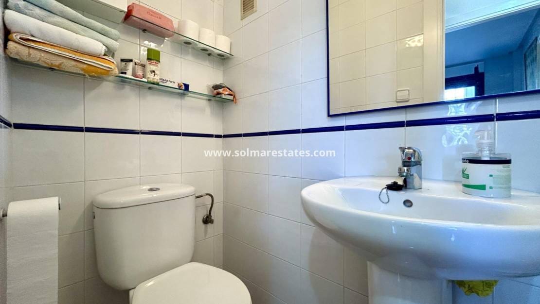 3 quarto Casa em Banda para venda em Cabo Roig com piscina - 319 900 € (Ref: 9838395)
