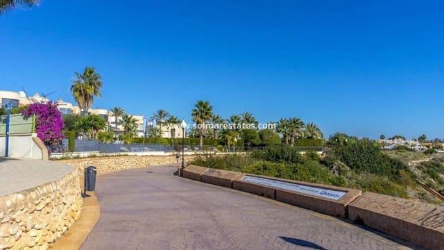 3 sovrum Hus till salu i Cabo Roig, Orihuela med pool - 319 900 € (Ref: 9838395)