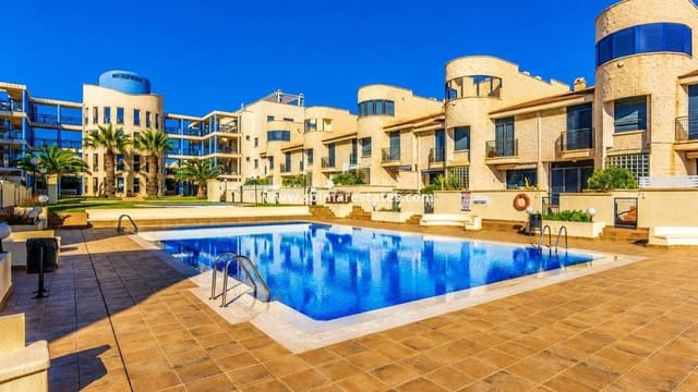 Casa de 3 habitaciones en Cabo Roig, Orihuela en venta con piscina - 319.900 € (Ref: 9838395)