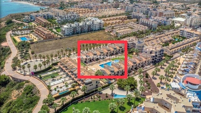 Casa de 3 habitaciones en Cabo Roig, Orihuela en venta con piscina - 319.900 € (Ref: 9838395)