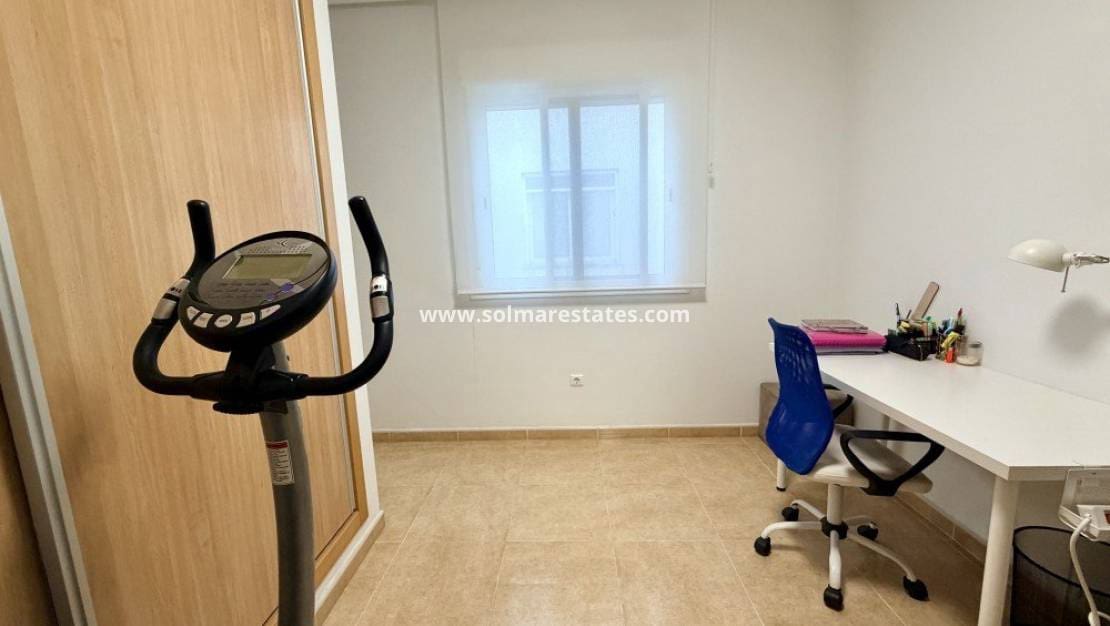 2 bedroom Apartment for sale in Dolores - € 148,000 (Ref: 9840665)