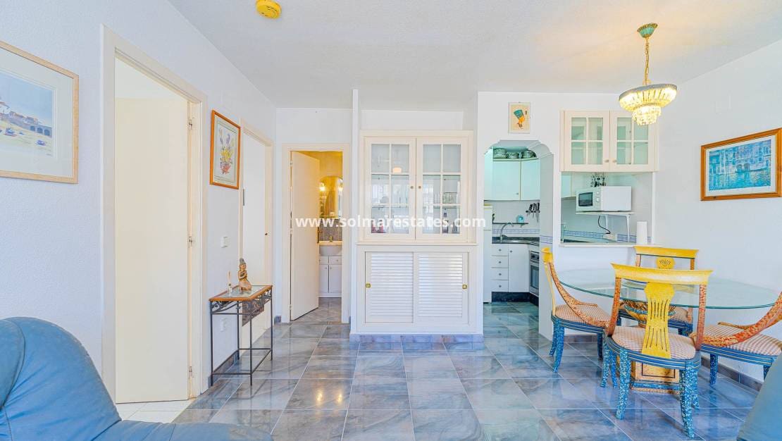 2 Zimmer Bungalow zu verkaufen in Los Altos mit Pool - 165.000 € (Ref: 9841406)