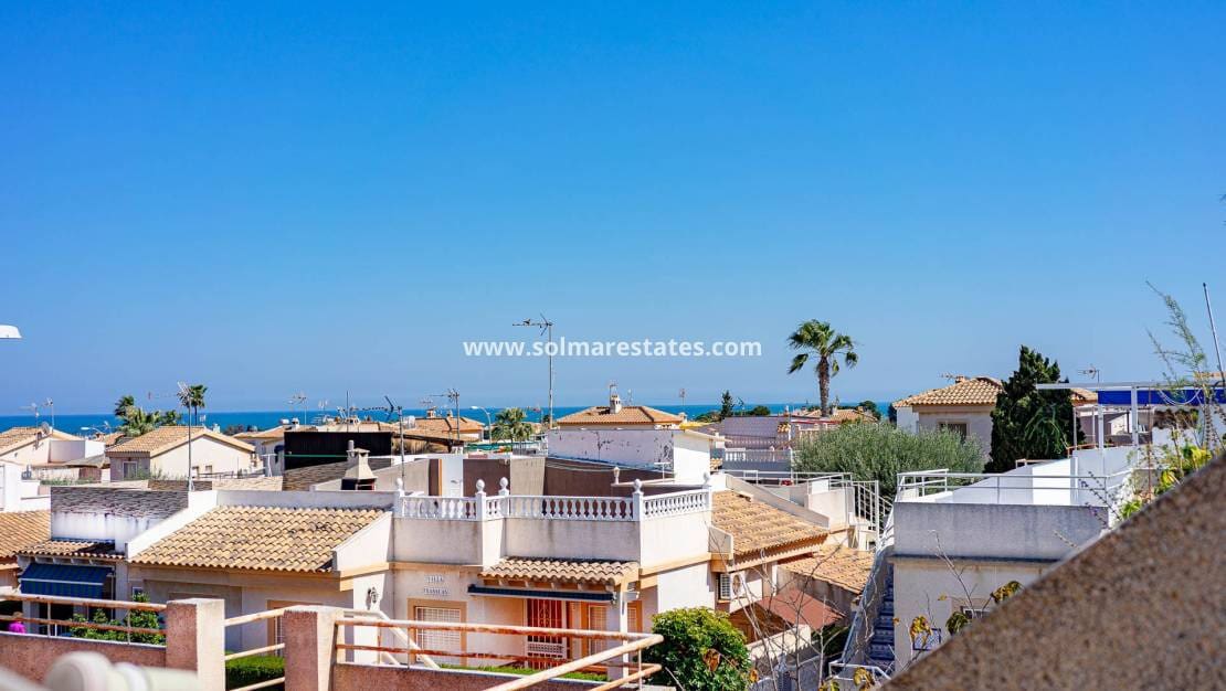 2 Zimmer Bungalow zu verkaufen in Los Altos mit Pool - 165.000 € (Ref: 9841406)