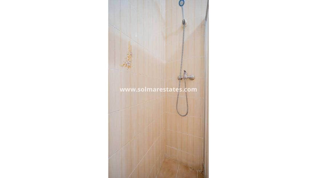 2 chambre Appartement à vendre à Punta Prima avec piscine - 170 000 € (Ref: 9841407)