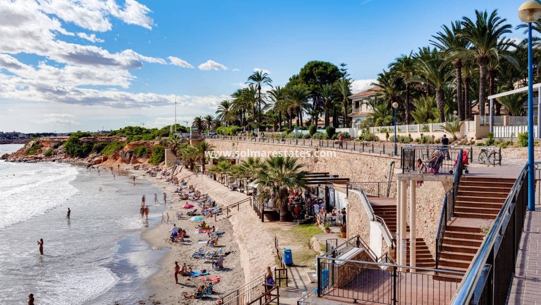 2 chambre Appartement à vendre à Punta Prima avec piscine - 170 000 € (Ref: 9841407)